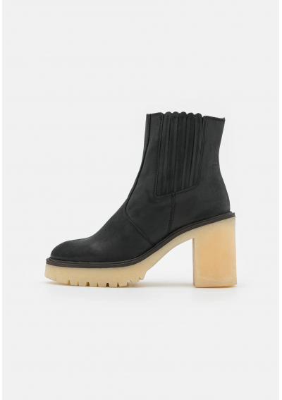Free People JAMES CHELSEA BOOT - Botki na obcasie