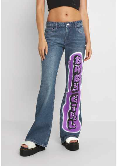 Jaded London LOW RISE BABY GIRL GRAFFITI PRINT - Jeansy Bootcut