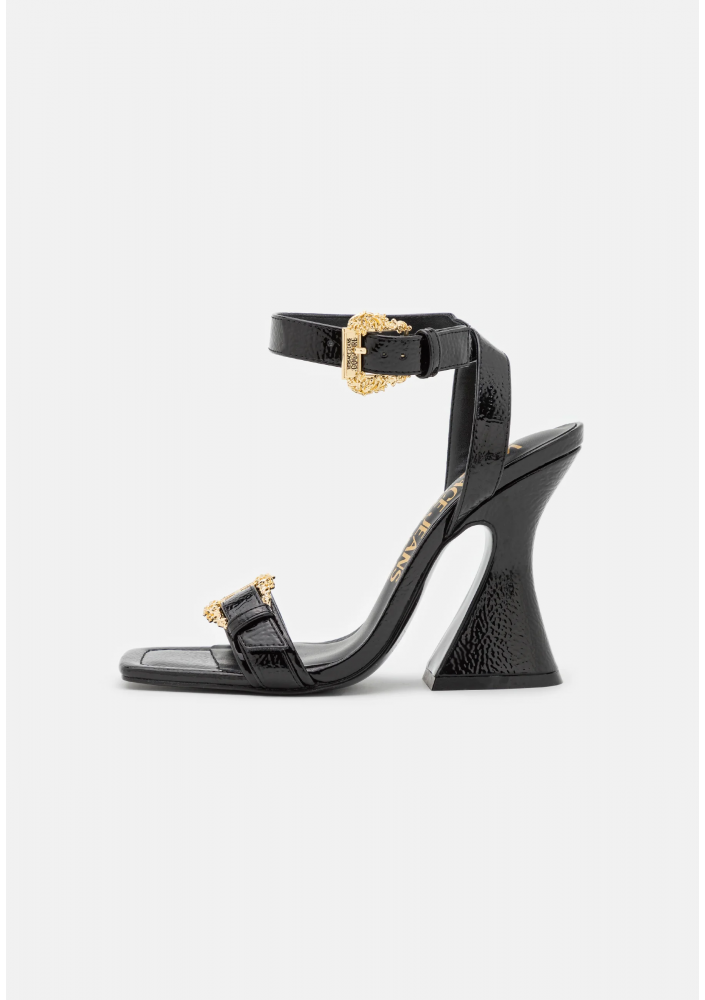 Versace Jeans Couture Sandały