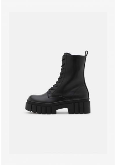 Even&amp;Odd Botki sznurowane