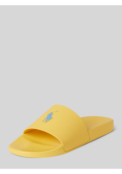 Polo Ralph Lauren Klapki z wytłoczonym logo - żółty