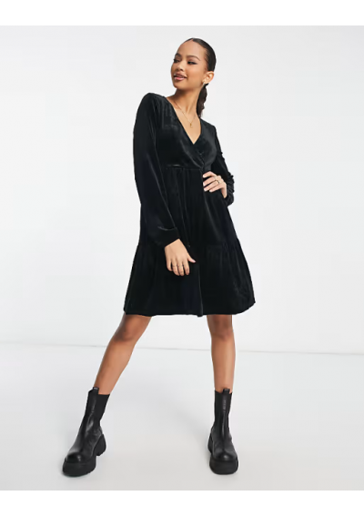 JDY Sukienka z aksamitu z dekoltem w serek czarna