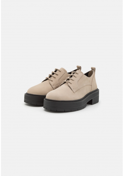 Geox Oksfordki damskie