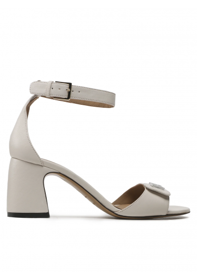 Emporio Armani Sandały X3P817 XF271 00395 Écru