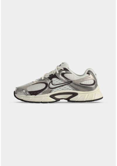 Nike Sportswear - Sneakersy niskie