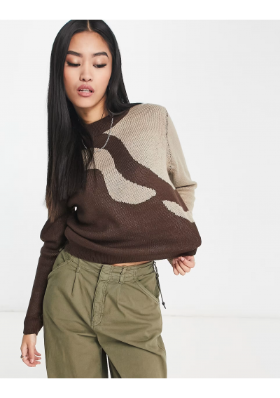 Pieces Sweter Rita w brązowym, spiralnym wzorze
